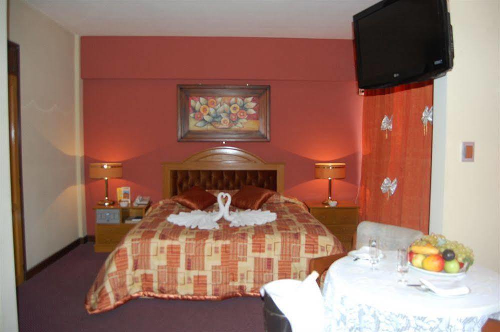 Cesar'S Plaza Hotel Кочабамба Екстериор снимка